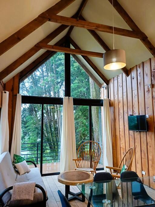Les Cerca Chalet